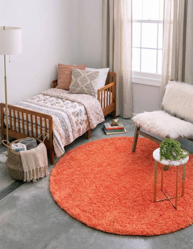 Detail image of 3' x 3' Solid Shag Round Rug