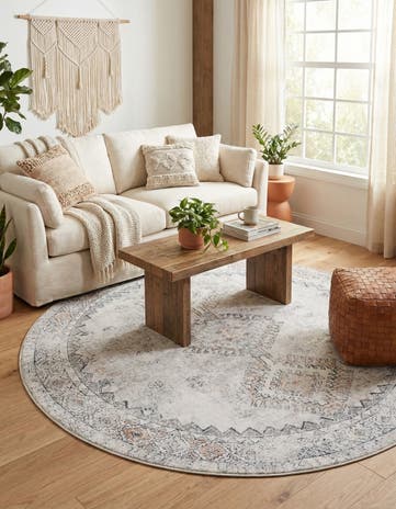 7' 10 x 7' 10 Washable Yara Round Rug