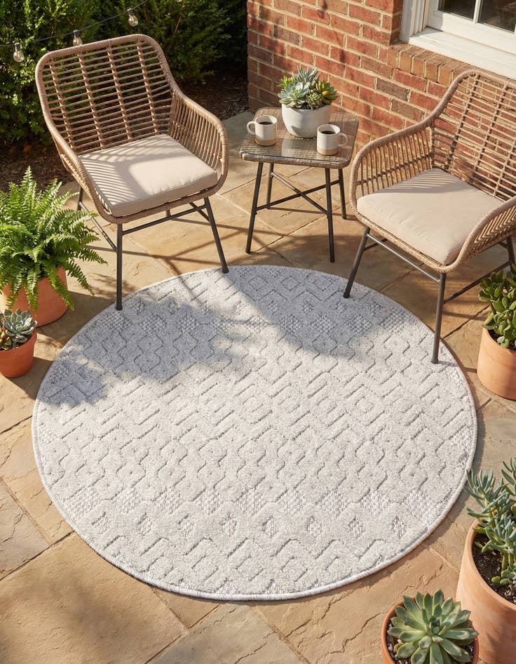 Detail image of  3' x 3'  Washable Trellis Textured Indoor / Outdoor Round Rug