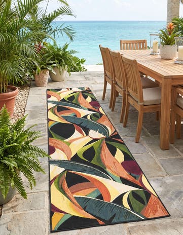 Easy-Clean Botanical Indoor / Outdoor Runner Rug