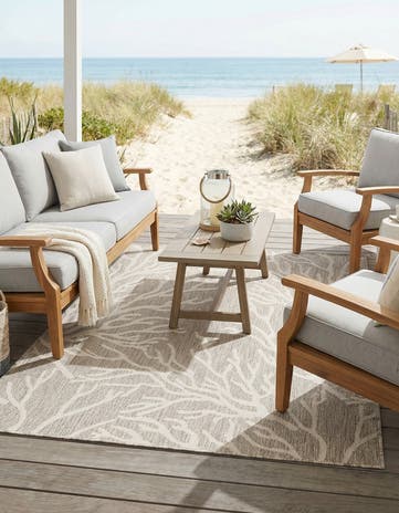 5' 3 x 7' Easy-Clean Coastal Indoor / Outdoor Rug