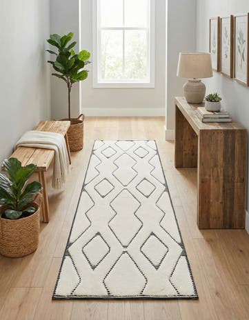 Ivory White Prismatic Runner Rug