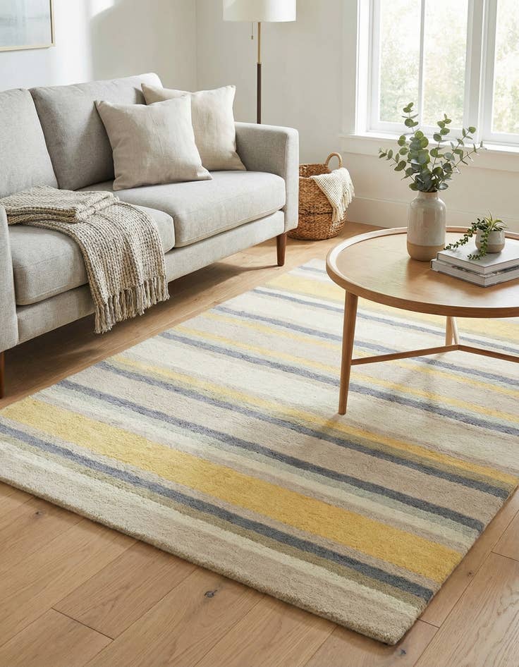 Detail image of 2' 8 x 4' 10 Luna Wool Rug