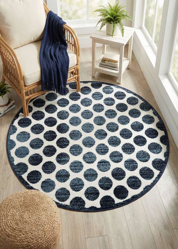5' x 5' Easy-Clean Sabrina Soto Indoor / Outdoor Round Rug