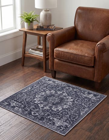 3' 3 x 3' 3 Francesca Square Rug