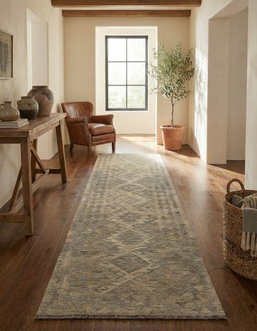 2' 8 x 9' 9 Hand Woven Kilim Maymana Wool Runner Rug