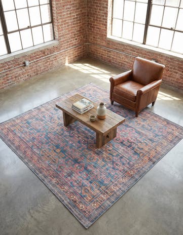 7' 10 x 7' 10 Washable Nostalgia Square Rug