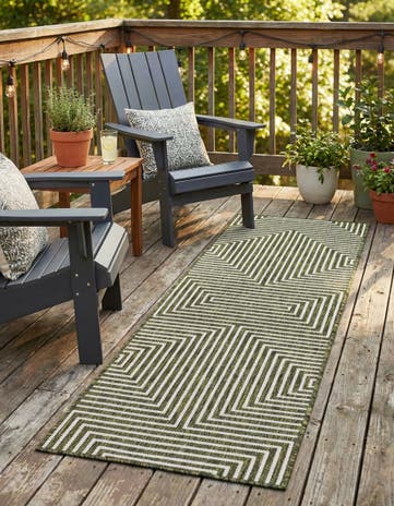 Green Easy-Clean Modern Indoor / Outdoor Runner Rug