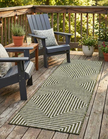 Green Easy-Clean Modern Indoor / Outdoor Runner Rug
