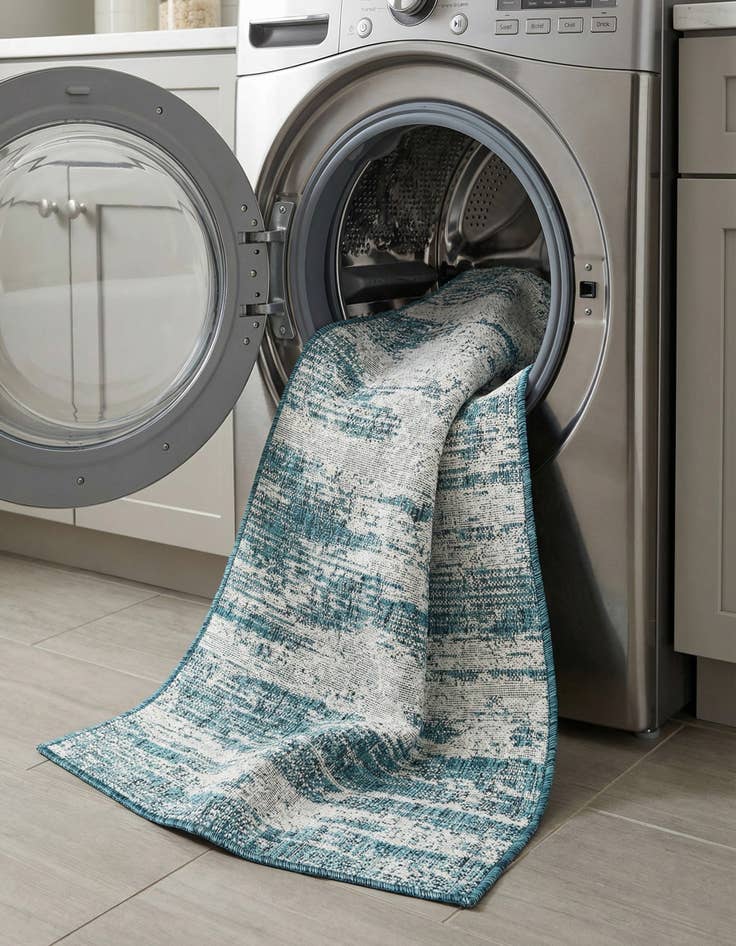 Detail image of  2' x 6'  Washable Modern Indoor / Outdoor Runner Rug