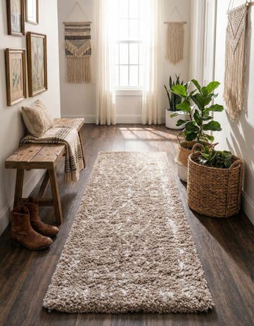 2' 7 x 10' Moroccan Shag Runner Rug