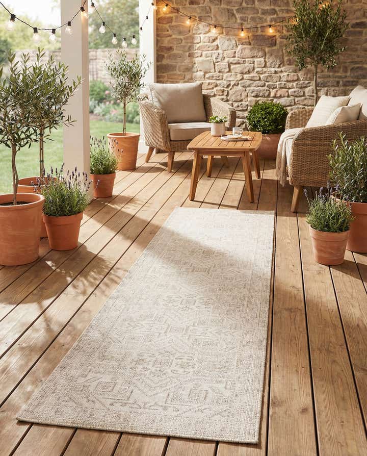 2' 7 x 12' Easy-Clean Aztec Indoor / Outdoor Runner Rug