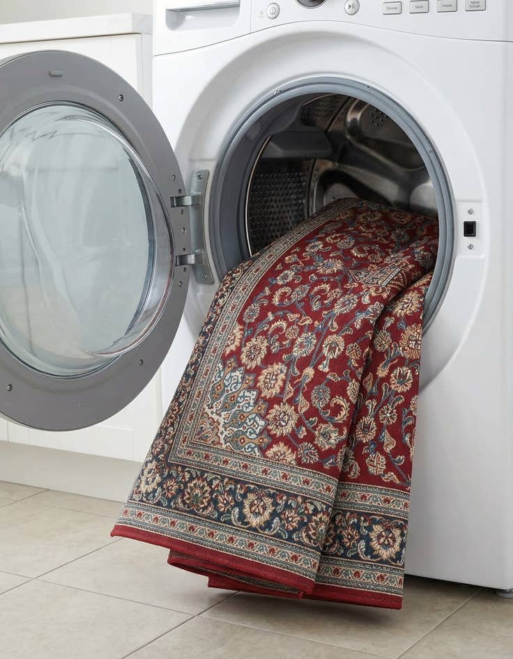 Detail image of  7' 10 x 10'  Washable Traditional Indoor / Outdoor Rug