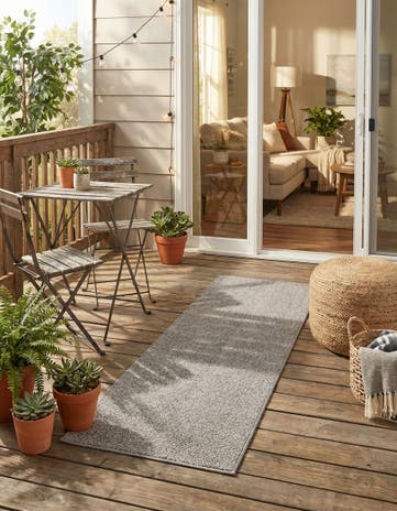 Light Gray Easy-Clean Solid Indoor / Outdoor Runner Rug