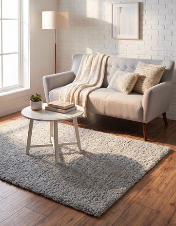 3' 3 x 5' 3 Soft Solid Shag Rug