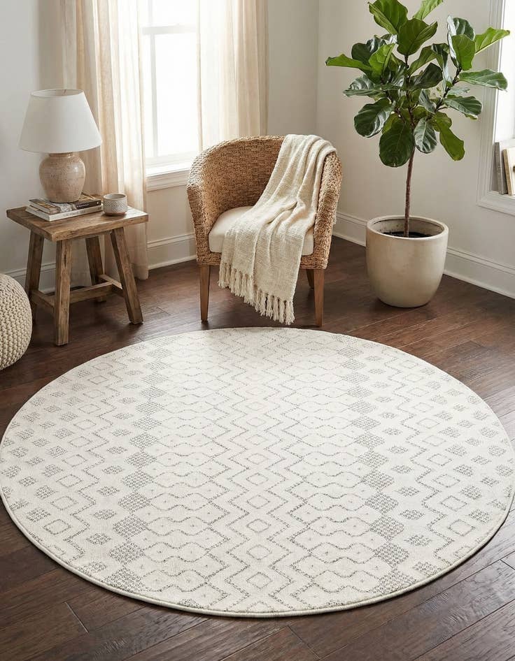 Detail image of 4' x 4'  Washable Trellis Textured Indoor / Outdoor Round Rug