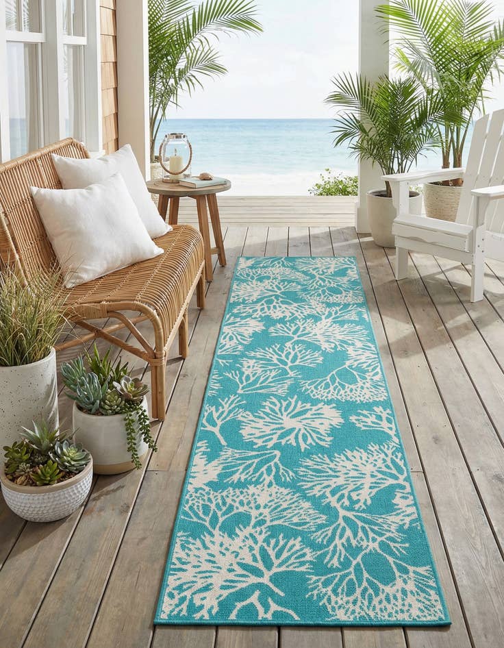 Detail image of 2' 7 x 12' Easy-Clean Coastal Indoor / Outdoor Runner Rug