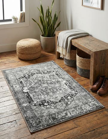 2' 2 x 3' Medina Rug