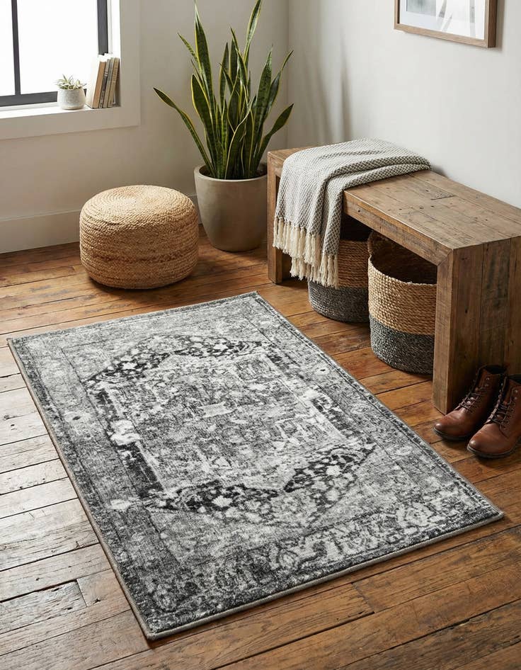 Detail image of 2' 2 x 3' Medina Rug