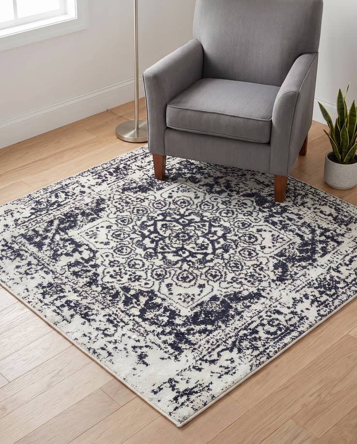 Detail image of 4' x 4' Arlington Square Rug