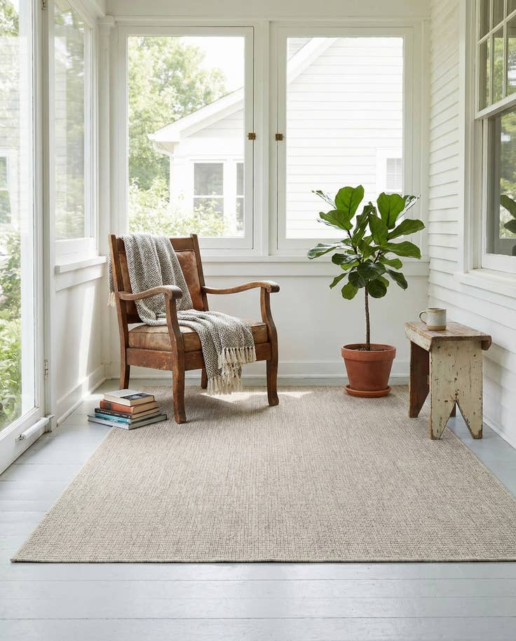 Detail image of 4' x 6' Easy-Clean Solid Indoor / Outdoor Rug