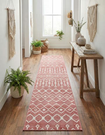 2' 7 x 12' Bohemian Trellis Runner Rug