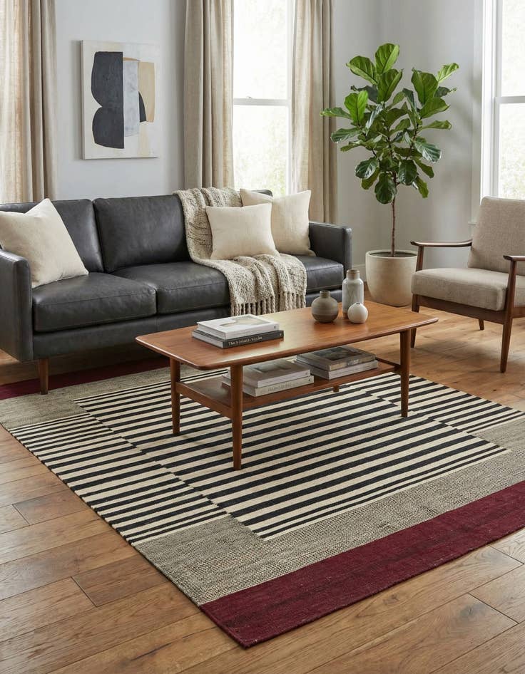 Detail image of 4' 3 x 5' 9  Hand Woven Kilim Modern Wool Rug