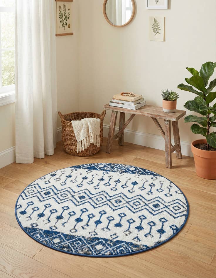 Detail image of  3' 3 x 3' 3 Moroccan Trellis Round Rug