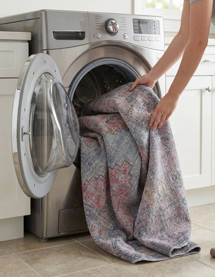 Detail image of 7' 3 x 10'  Washable Sisu Rug