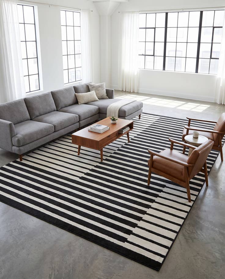 Detail image of 9' x 12' Oslo Rug