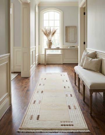 2' 7 x 9' 9 Darya Runner Rug