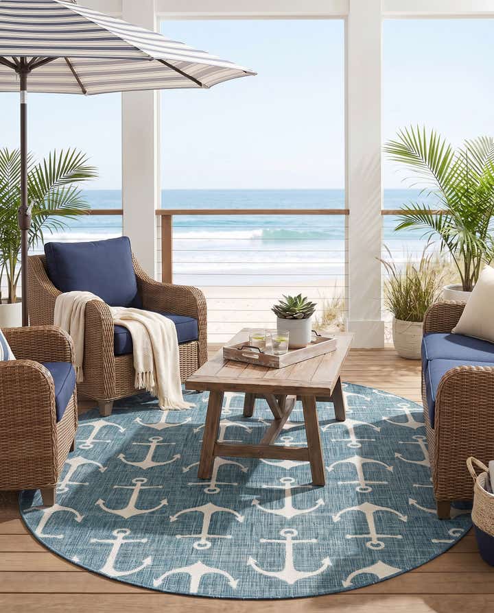 7' 10 x 10' Easy-Clean Coastal Indoor / Outdoor Oval Rug
