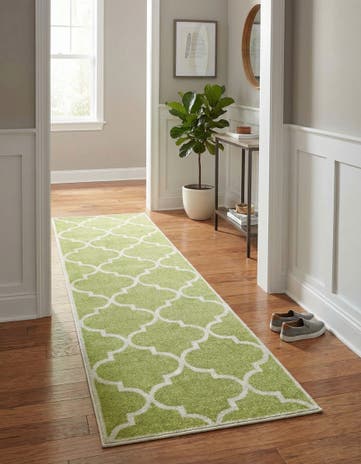 Green Trellis Runner Rug