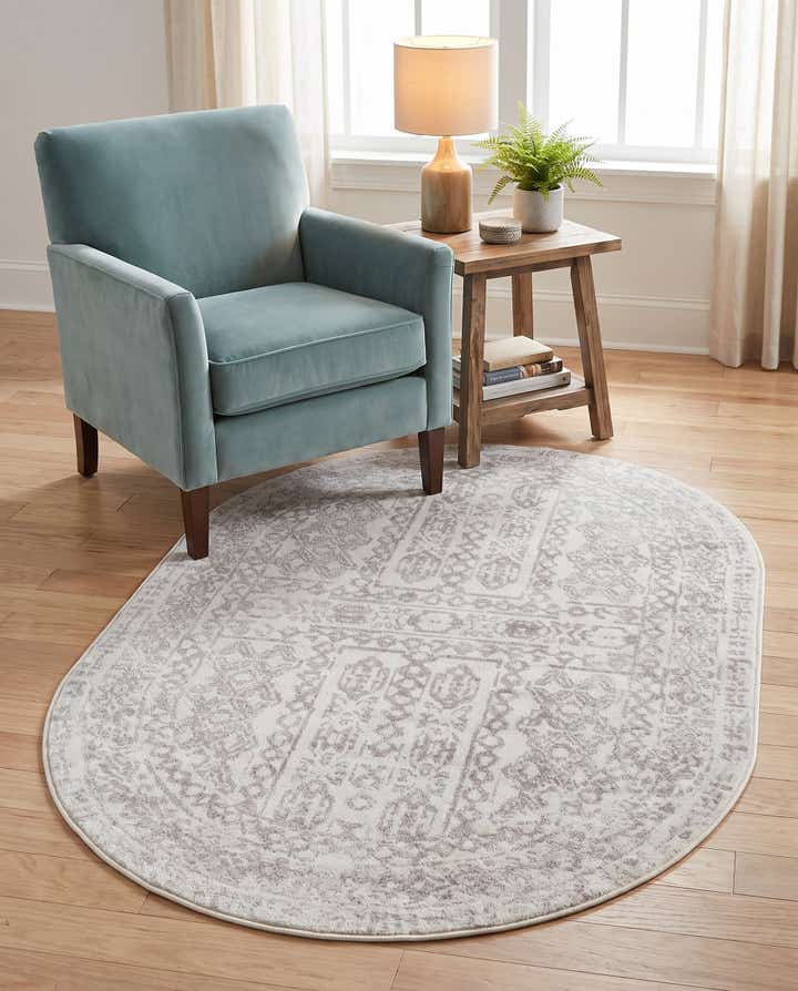4' x 6' Oxford Oval Rug