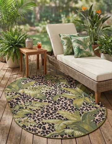 4' x 6' Easy-Clean Botanical Indoor / Outdoor Oval Rug