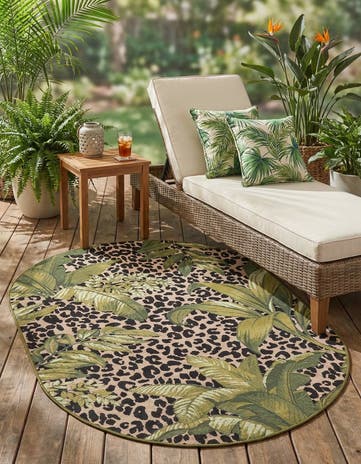 4' x 6' Easy-Clean Botanical Indoor / Outdoor Oval Rug