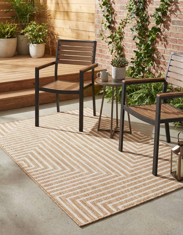 Detail image of 2' x 3'  Washable Modern Indoor / Outdoor Rug