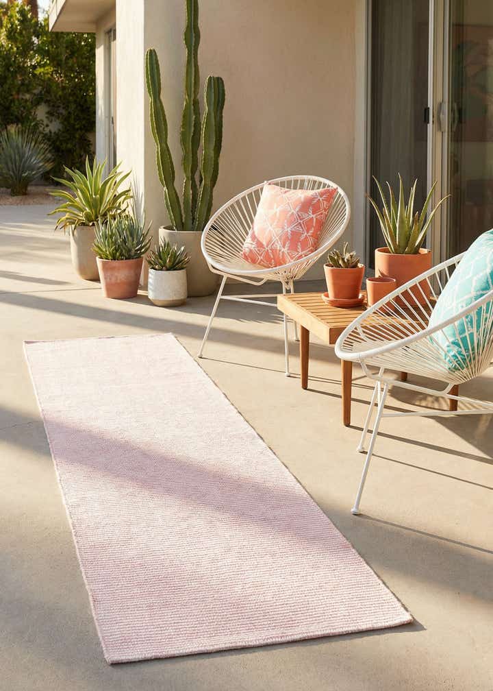 2' 7 x 10' Easy-Clean Jill Zarin Palm Springs Indoor / Outdoor Runner Rug