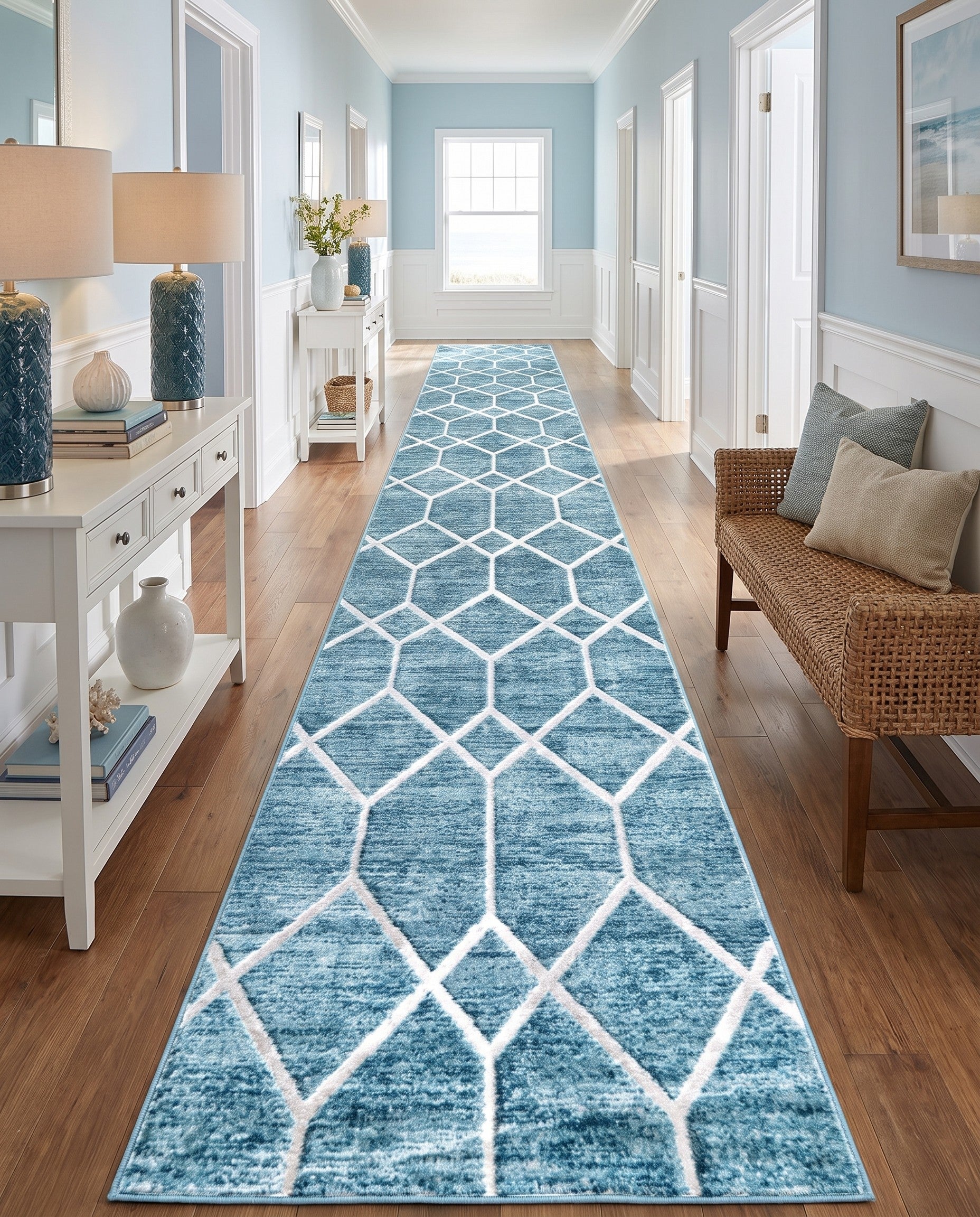 2' 7 x 16' 5 Lattice Trellis Runner Rug