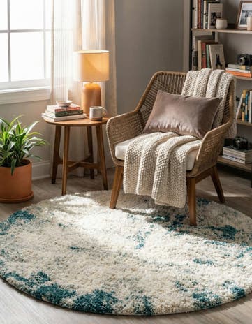 5' 3 x 5' 3 Soft Touch Shag Round Rug