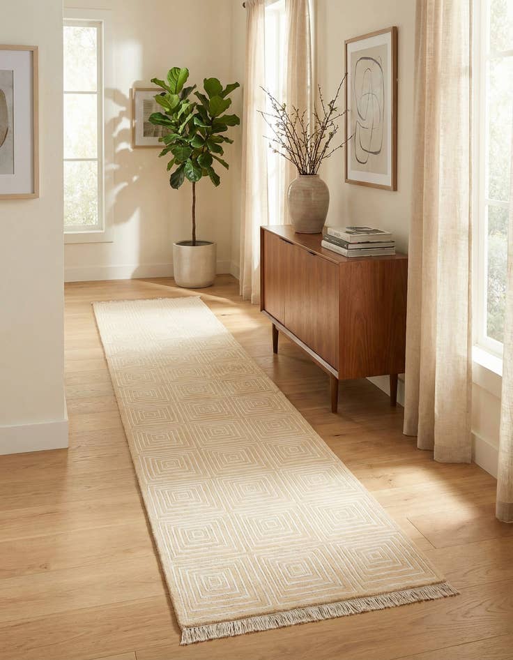 Detail image of 2' 8 x 12' 8  Hand Knotted Darya Wool Runner Rug