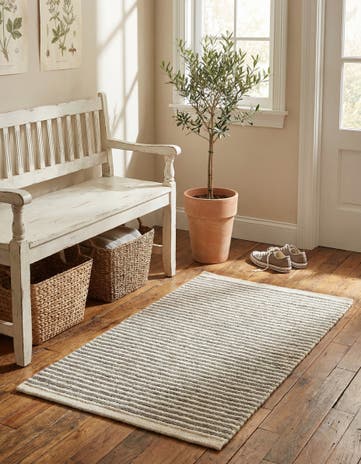 2' x 3' Hand Woven Rug