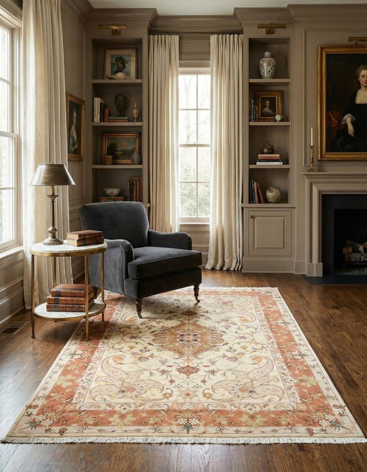 Detail image of 4' 8 x 6' 9 Tabriz Rug