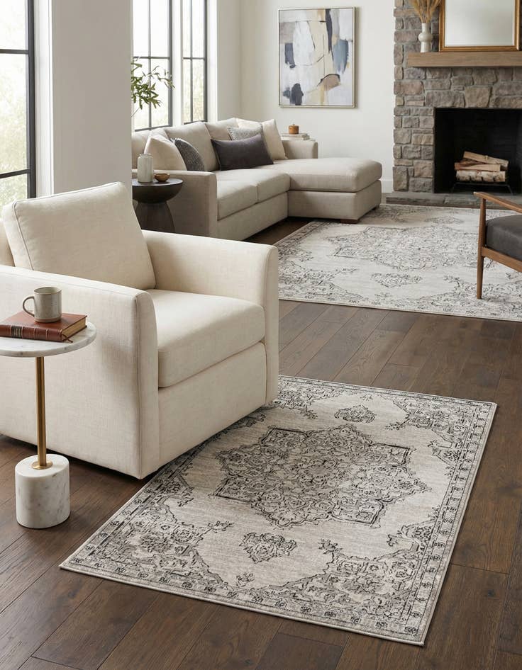 Detail image of 1' 4 x 1' 4 Nyla Sample Rug