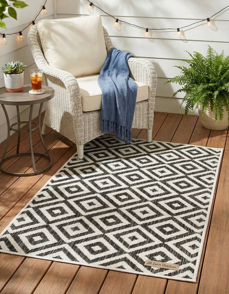 Detail image of 2' x 3'  Washable Jill Zarin Costa Rica Indoor / Outdoor Rug