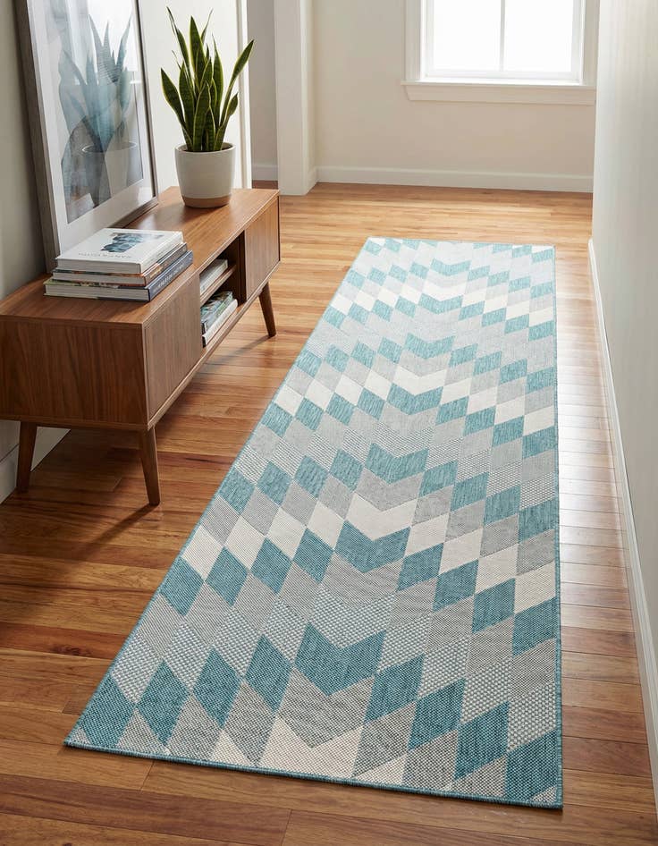 Detail image of 2' 7 x 12' Easy-Clean Modern Indoor / Outdoor Runner Rug