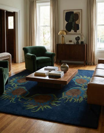 7' 6 x 7' 7 Luna Square Rug