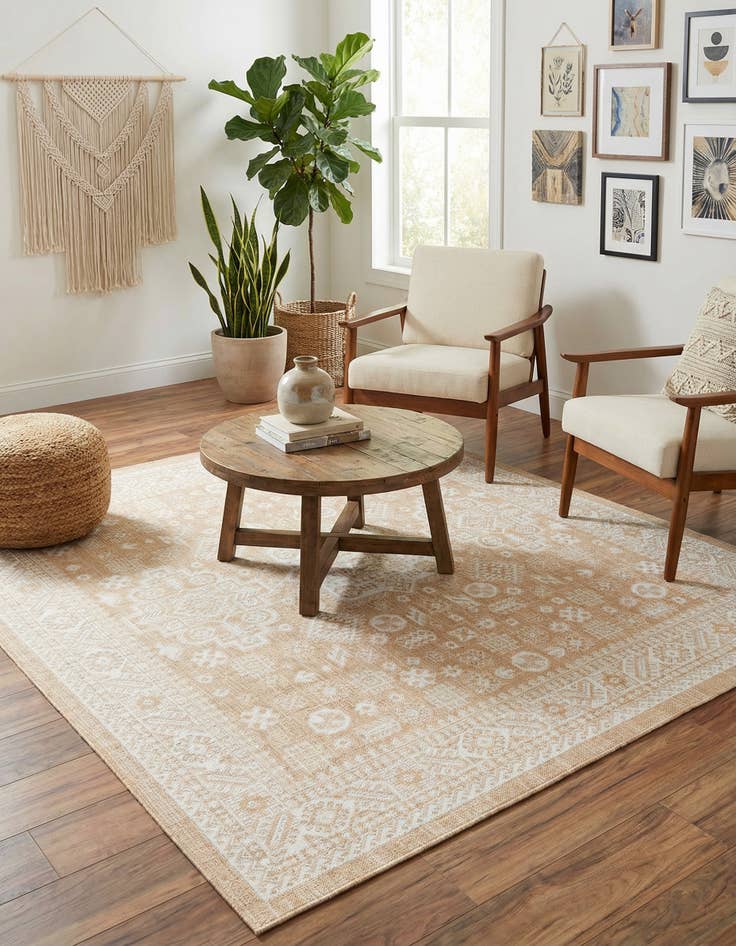 Detail image of 7' 10 x 7' 10  Washable Aztec Indoor / Outdoor Square Rug