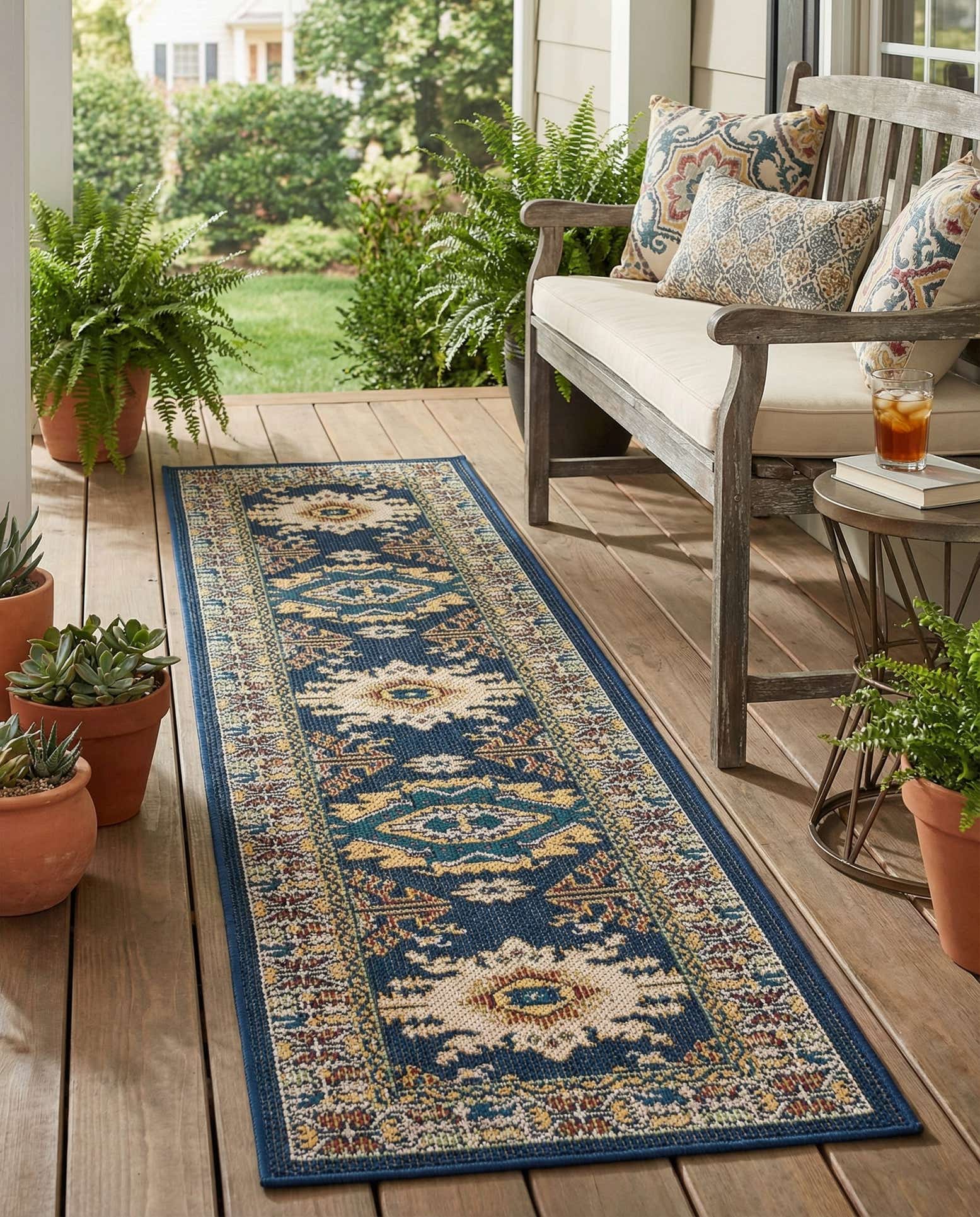 2' x 8' Easy-Clean Baja Indoor / Outdoor Runner Rug