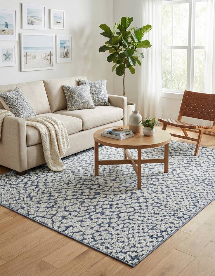 Detail image of 6' 1 x 9' Easy-Clean Safari Indoor / Outdoor Rug
